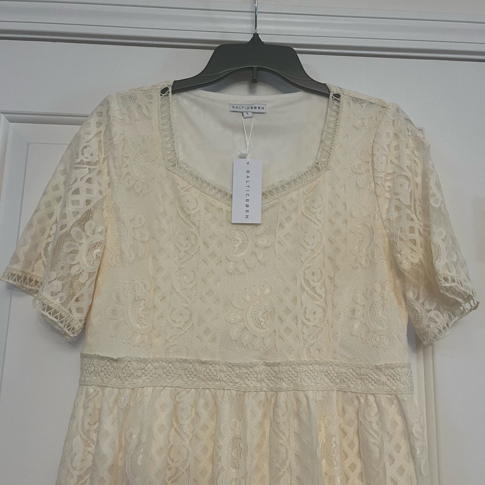 Baltic Born Kody Lace Dress. NWT - Picture 5 of 6